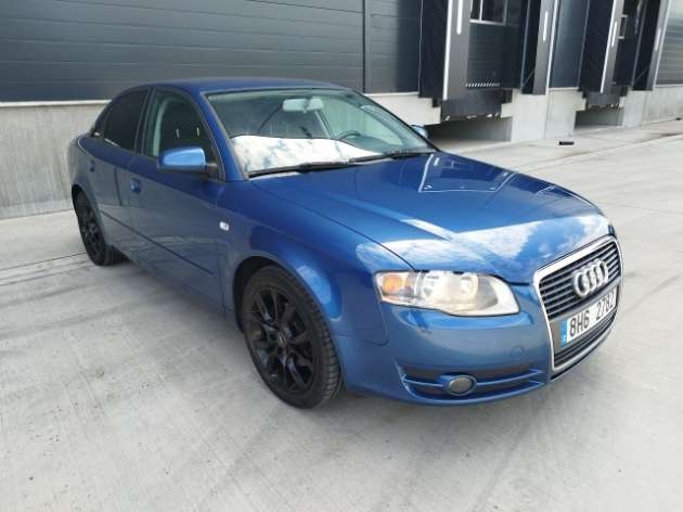 Audi A4 2.0i,96KW,volat-608081843