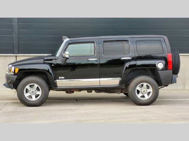 Hummer H3 