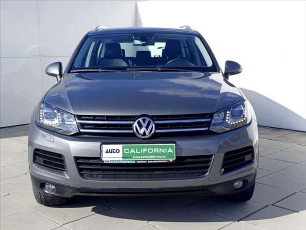 Volkswagen Touareg 3,0 TDi Automat 4x4 Navi Kůže