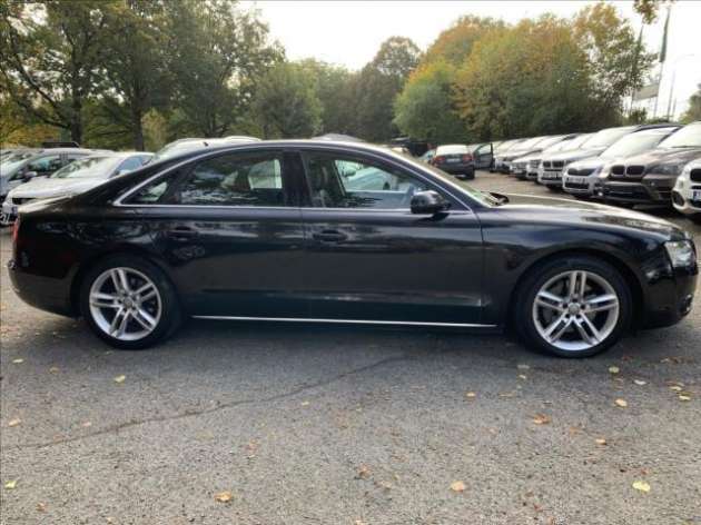 Audi A8 3,0 TDI quattro tiptronic