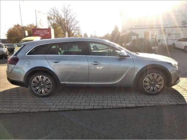 Opel Insignia 2,0 Bi-CDTi 143kW 4x4 * NAVI*