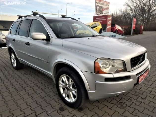 Volvo XC90 2,4 D5 120kW 7-MÍST* AUTOMAT*