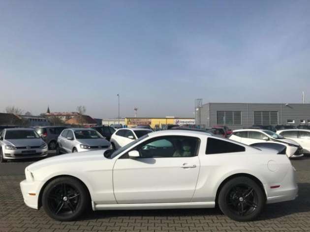 Ford Mustang 3,6 V6 227 kW *AUTOMAT*