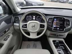 Volvo XC90 B5 AWD Drive-E 2.0L Momentum P