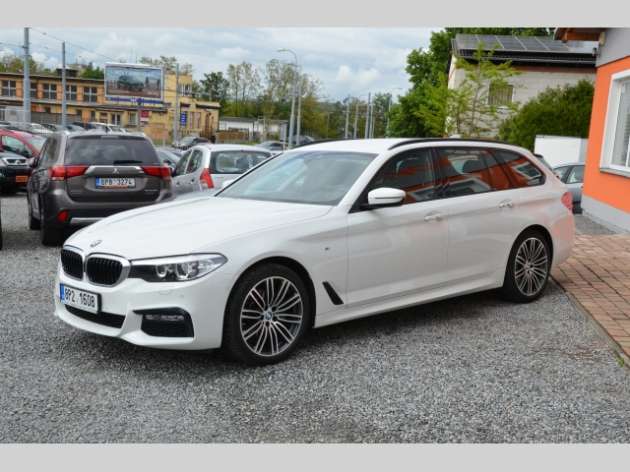 BMW Řada 5 520d xDrive 140kW M-Sport / ČR