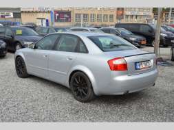 Audi A4 2.4 V6 125kW AT / XENON