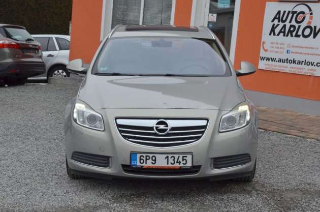 Opel Insignia 2.0 CDTi 118kW Bi-XENON