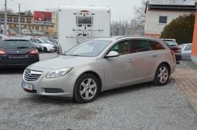 Opel Insignia 2.0 CDTi 118kW Bi-XENON