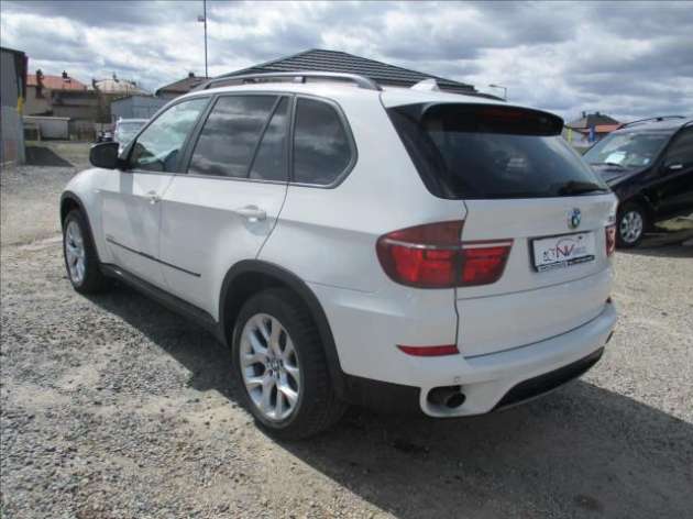 BMW X5 3,0 xDrive30d 180kw bez koroze