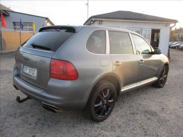 Porsche Cayenne 4,5 Turbo S 331kw LPG Tažné