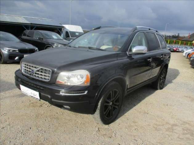 Volvo XC90 2,4 D5 SUMMUM Xenon 7 sedadel