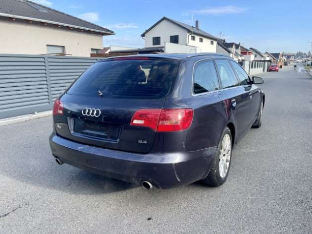 Audi A6 2,4 i, MANUÁL, DOBRÝ STAV