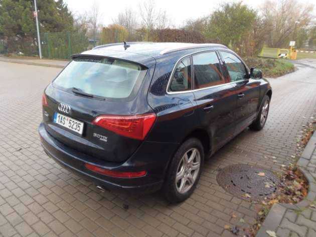 Audi Q5 3.0 TDi Quattro tažné 2T k CZ