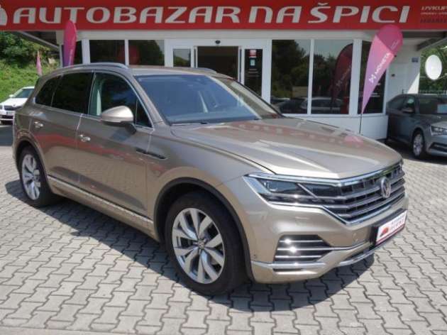 Volkswagen Touareg 3.0TDI 210kW 4MOT -1.MAJITEL