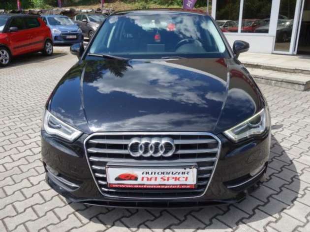 Audi A4 2.0TDI 105kW 6M -SERVIS.KNIHA