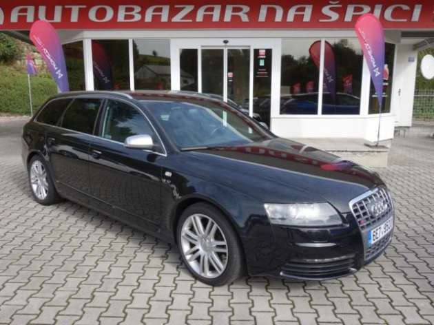 Audi S6 5.2 V10 320kW QUATTRO