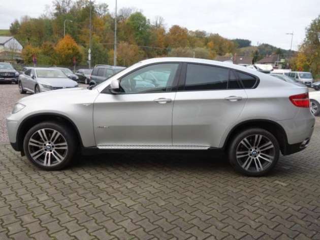 BMW X6 50i 300kW XDRIVE -HUD-TOP!