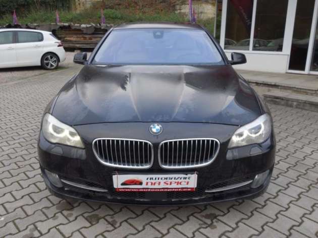 BMW Řada 5 530d 190kW xDRIVE -1.MAJITEL