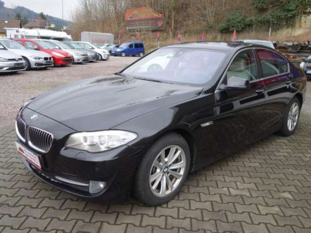 BMW Řada 5 530d 190kW xDRIVE -1.MAJITEL