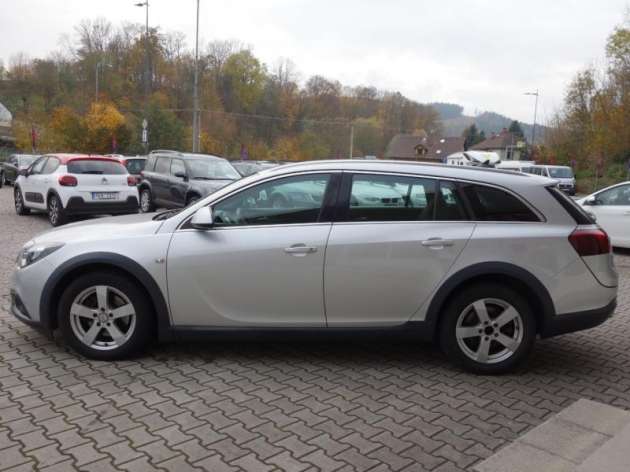 Opel Insignia 2.0CDTI 120kW 4X4 SPORTSTOURER