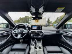 BMW Řada 5 530d xDrive 286k M Sport Editi