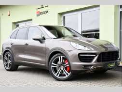 Porsche Cayenne 4.8 V8 TURBO PANO TOP STAV ČR