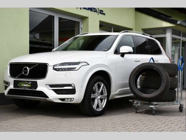 Volvo XC90 2,0 D5 AWD ACC LED ČR 1.M