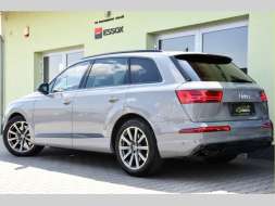 Audi Q7 3.0TFSi V6 S-LINE  NIGH VISION