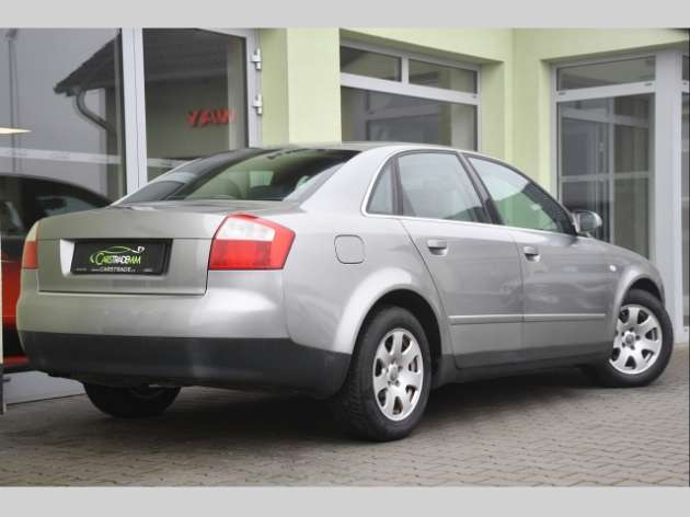 Audi A4 1.9TDi 74kW BOSE AUT. A/C