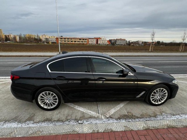 BMW Řada 5 3,0   530 Xdrive Luxury Line D