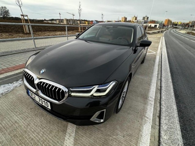 BMW Řada 5 3,0   530 Xdrive Luxury Line D