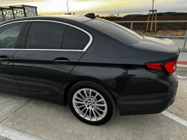 BMW Řada 5 3,0   530 Xdrive Luxury Line D