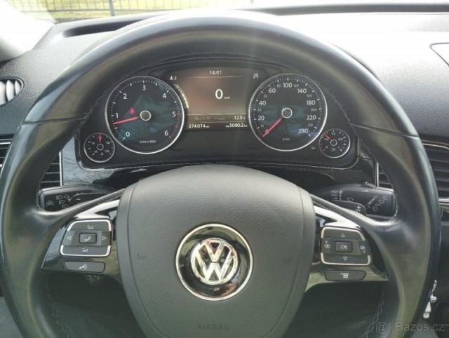 Volkswagen Touareg 3,0   tdi 180 kw odpočet DPh