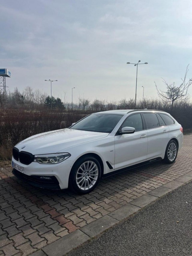 BMW Řada 5 3,0   530D xDrive Sportline