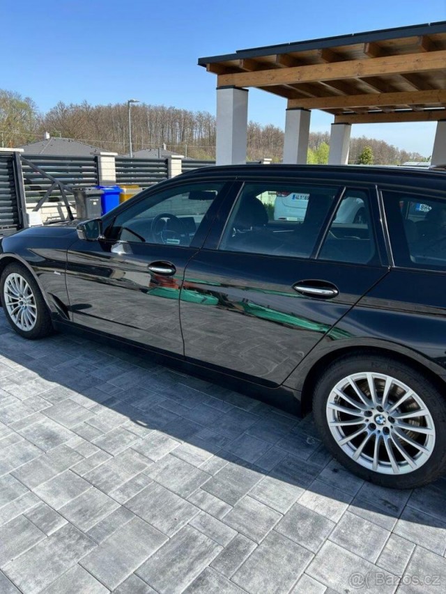 BMW Řada 5 3,0   530d xDrive Touring Spor