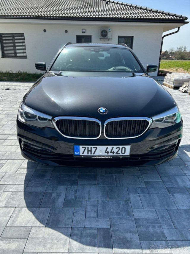 BMW Řada 5 3,0   530d xDrive Touring Spor