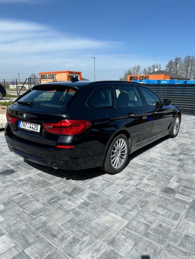 BMW Řada 5 3,0   530d xDrive Touring Spor