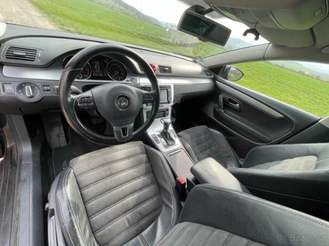 Volkswagen Passat CC 2,0   2009