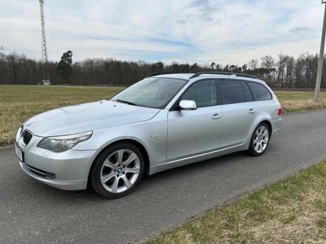 BMW Řada 5 3,0   E61 530xi, 200kw.