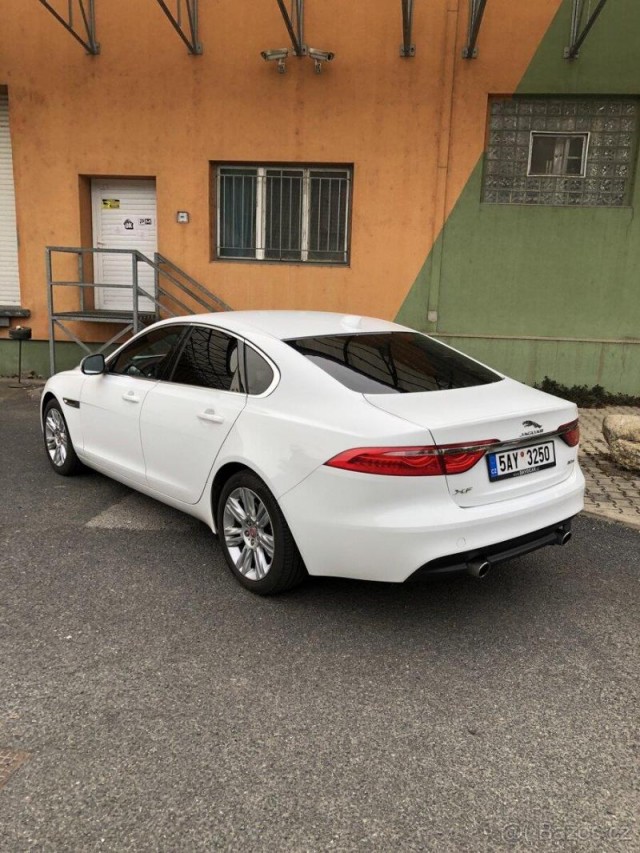 Jaguar XF 3,0   d, 221kw, nafta, 12/2016