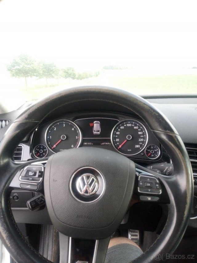 Volkswagen Touareg 3,0   3.0 V6 R-line