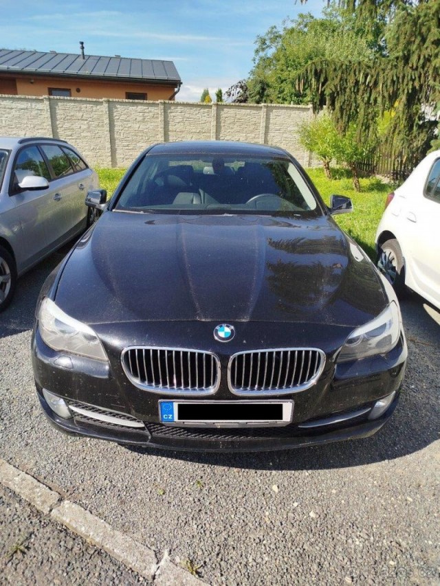 BMW Řada 5 2,0   BMW 528i F10 2011