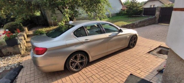 BMW Řada 5 BMW 530xDrive 190kw