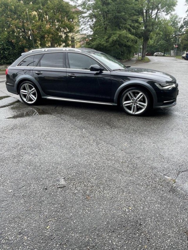 Audi A6 Allroad 3,0   Quattro prodam