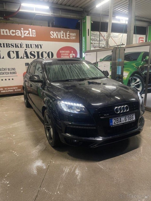 Audi Q7 3,0   Q7 3.0TDi Quattro S-line