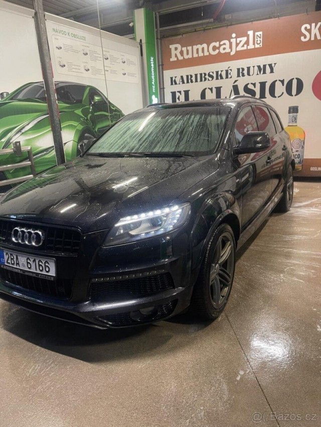 Audi Q7 3,0   Q7 3.0TDi Quattro S-line