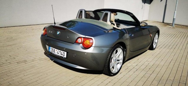 BMW Z4 3,0   Prodám BMW Z4 e85 3,0I