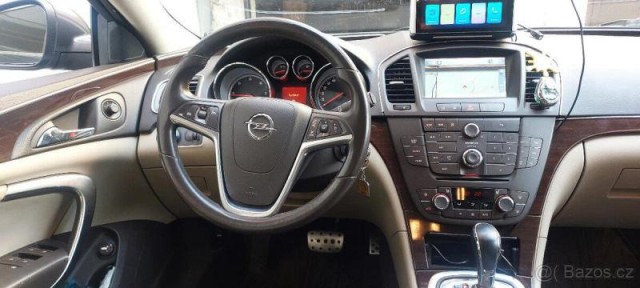 Opel Insignia 2,0   INSIGNIA SPORTS TOURER