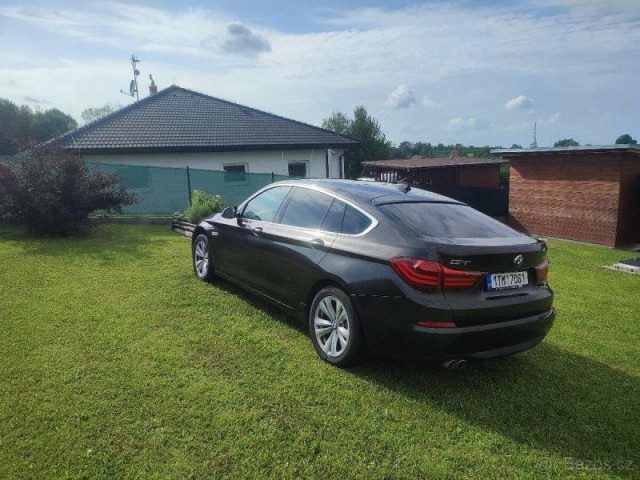 BMW Řada 5 2,0   BMW 5 GT 2d - 135 kW zad