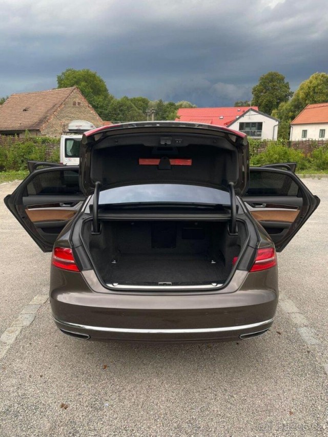 Audi A8 4,2   Audi A8 4.2 TDI